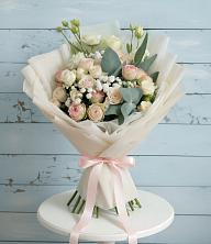 Букет цветов из:  Розы и Лизиантусы в Кошелево