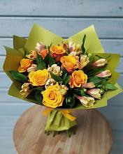 Букет цветов из:  Альстромерии и Розы в Кошелево