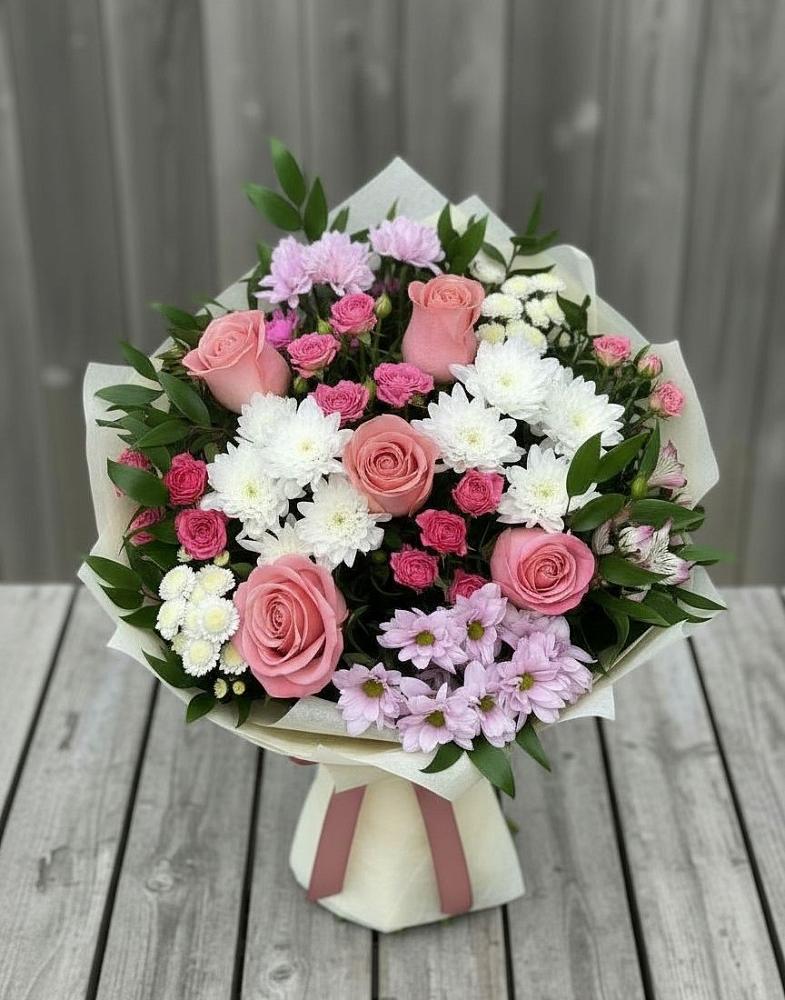 Букет цветов из: Альстромерии, Гвоздики, Розы и Хризантемы в Кошелево