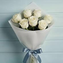 Букет 7 Белых роз Эдлесс Лав в Кошелево