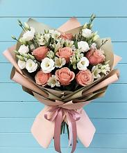 Букет цветов из:  Розы, Альстромерии и Лизиантусы в Кошелево