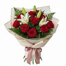 Букет цветов из:  Лилии и Розы в Кошелево