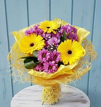 Букет цветов из:  Хризантемы и Герберы в Кошелево